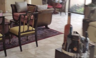 Venta Casa tipo Mansión Urbanización El Rio con Piscina y vista al Lago