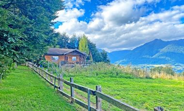 Casa con hermosa vista y acceso al Lago Ranco