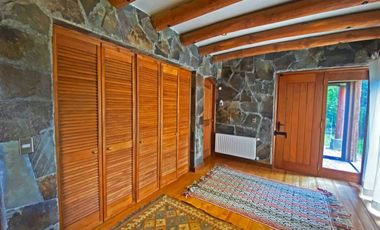 Casa con hermosa vista y acceso al Lago Ranco