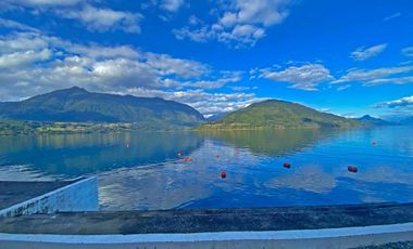 Casa con hermosa vista y acceso al Lago Ranco