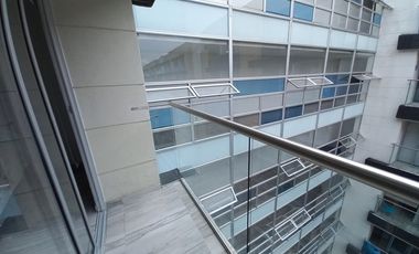 apartaestudio en arriendo en edificio frontera piso 9 amoblado. Cod A13386