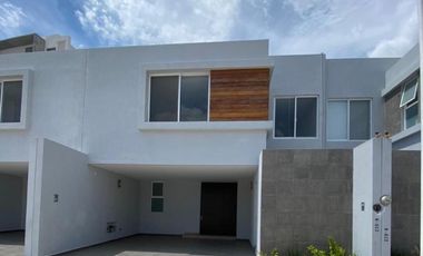 CASA  EN RENTA NUEVA EN COTO AL NORTE AGUASCALIENTES