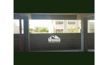 COCHERA EN OBLIGADO 56