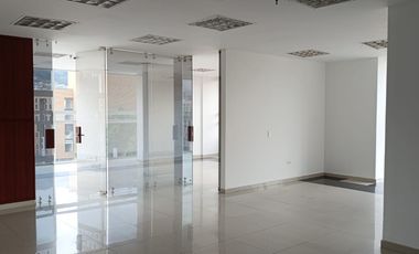 edificio en arriendo en chico norte iii. Cod A51772