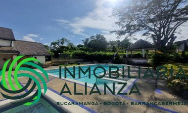 casa en venta en brisas de guatiguara i. Cod V61867