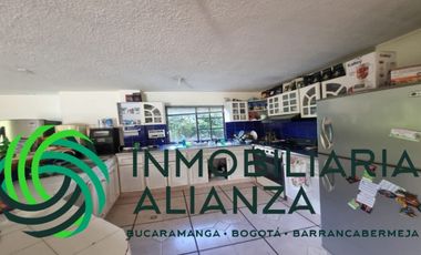 casa en venta en brisas de guatiguara i. Cod V61867