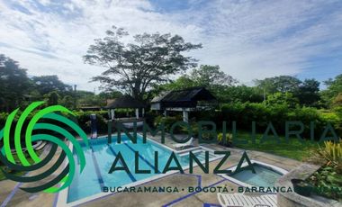 casa en venta en brisas de guatiguara i. Cod V61867