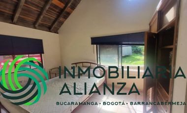 casa en venta en brisas de guatiguara i. Cod V61867