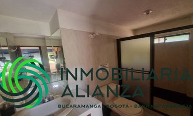 casa en venta en brisas de guatiguara i. Cod V61867