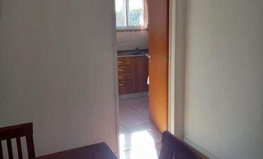 Departamento tres ambientes en Isa II, excelente zona.