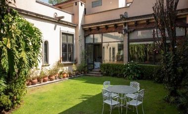 Preciosa casa en venta en Club de Golf Chapultepec