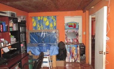 Linda Casa De 2 Pisos En Sitio¡¡ A Pasos Del Centro De La Comuna De Curacavi.