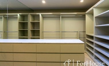 Venta de casa en Bosque de las Lomas