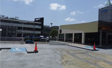 LOCAL EN ALQUILER EN PLANTA BAJA PLAZA PREMIER