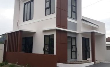Rumah dipusat Kota Cimahi Konsep free design