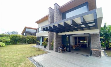 Hermosa Casa para Renta en Llanogrande Unidad Cerrada