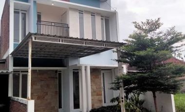 Rumah 2 Lantai Dekat Pasar Bululawang Pinang Garden