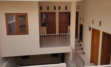 Rumah Cantik Lux ala Villa Siap Huni di Jalan Kolonel Masturi Cimahi Utara