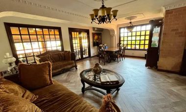 Se Vende Expectacular casa en Altos de Panamá