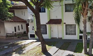 Duplex en venta en Villa Luzuriaga