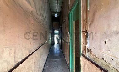 CASA EN EL CENTRO (TERRENO)