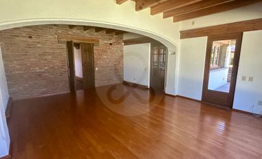 Casa en renta en Club de Golf los Encinos