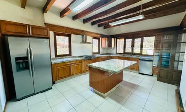 Casa en renta en Club de Golf los Encinos