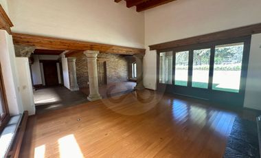 Casa en renta en Club de Golf los Encinos