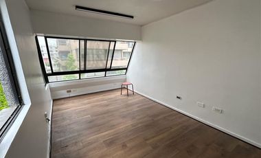 REGALO! Excelente oficina 2 ambientes P d Valdivia