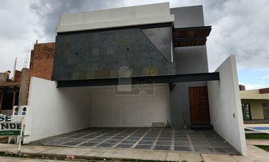 Casa en condominio en venta en San Angel Inn, San Luis Potosí, San Luis Potosí