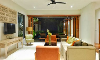 Stunning 3-Bedroom Freehold Villa - Prime Investment Near Ubud Center