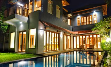 Stunning 3-Bedroom Freehold Villa - Prime Investment Near Ubud Center