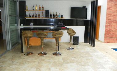 casa en venta en via tennis, san isidro. Cod V14879