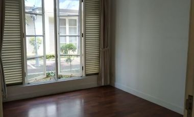DI SEWAKAN RUMAH TOWNHOUSE MELROSE CILANDAK JAKARTA SELATAN