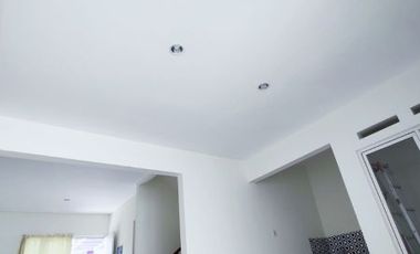 Disewakan Rumah Baru Cluster Samanta