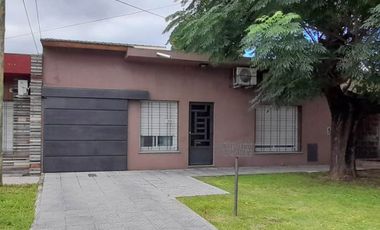 Casa en venta en Quilmes Oeste