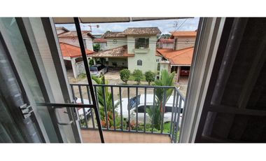 SE VENDE CASA URB. PORTO FINO - VILLA ZAITA