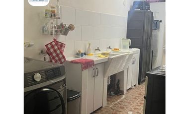 SE VENDE CASA URB. PORTO FINO - VILLA ZAITA
