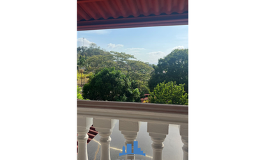 SE VENDE CASA URB. PORTO FINO - VILLA ZAITA