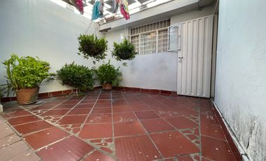 casalote en venta en quinta oriental. Cod V4811