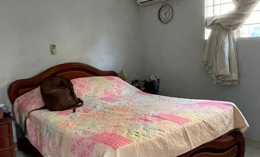 casalote en venta en quinta oriental. Cod V4811