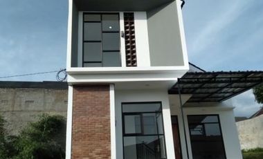Jual Rumah Murah 1/2 Lantai Mewah Di Cisasawi/Taman Cihanjuang Parongpong Bandung Nego