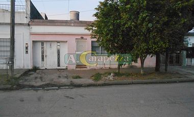 Departamento Tipo Casa 3 Amb Planta Baja Interno  en Venta en El Palomar,  Buenos Aires