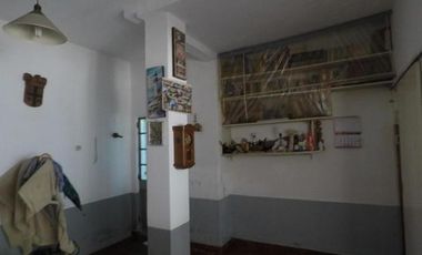 CASA EN VENTA MORON SUR