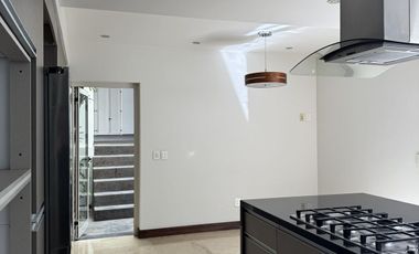 Residencia en Venta en Hipódromo Providencia con uso de suelo
