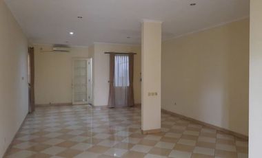 Disewakan Rumah Golden Viena BSD CITY Tangerang Banten Lokasi Strategis Murah Siap Huni