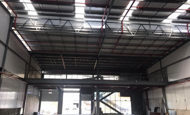 SE ALQUILA GALERA EN COSTA SUR>>VIA PRINCIPAL<<