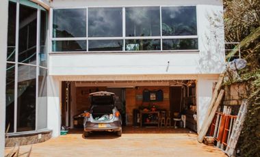 Casa Dúplex en Arriendo Medellín Sector Las Palmas