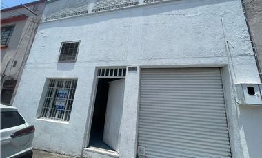 Se vende Bodega Renovada de 240 m² en el centro