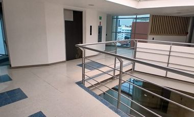 edificio en arriendo en chico norte ii. Cod A52024